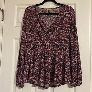 White Birch V-Neck Multi Print Top Size XL